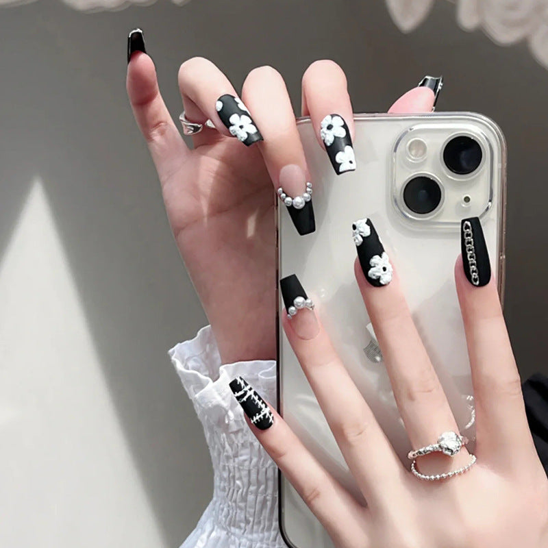 Floral Chain Press-on nails